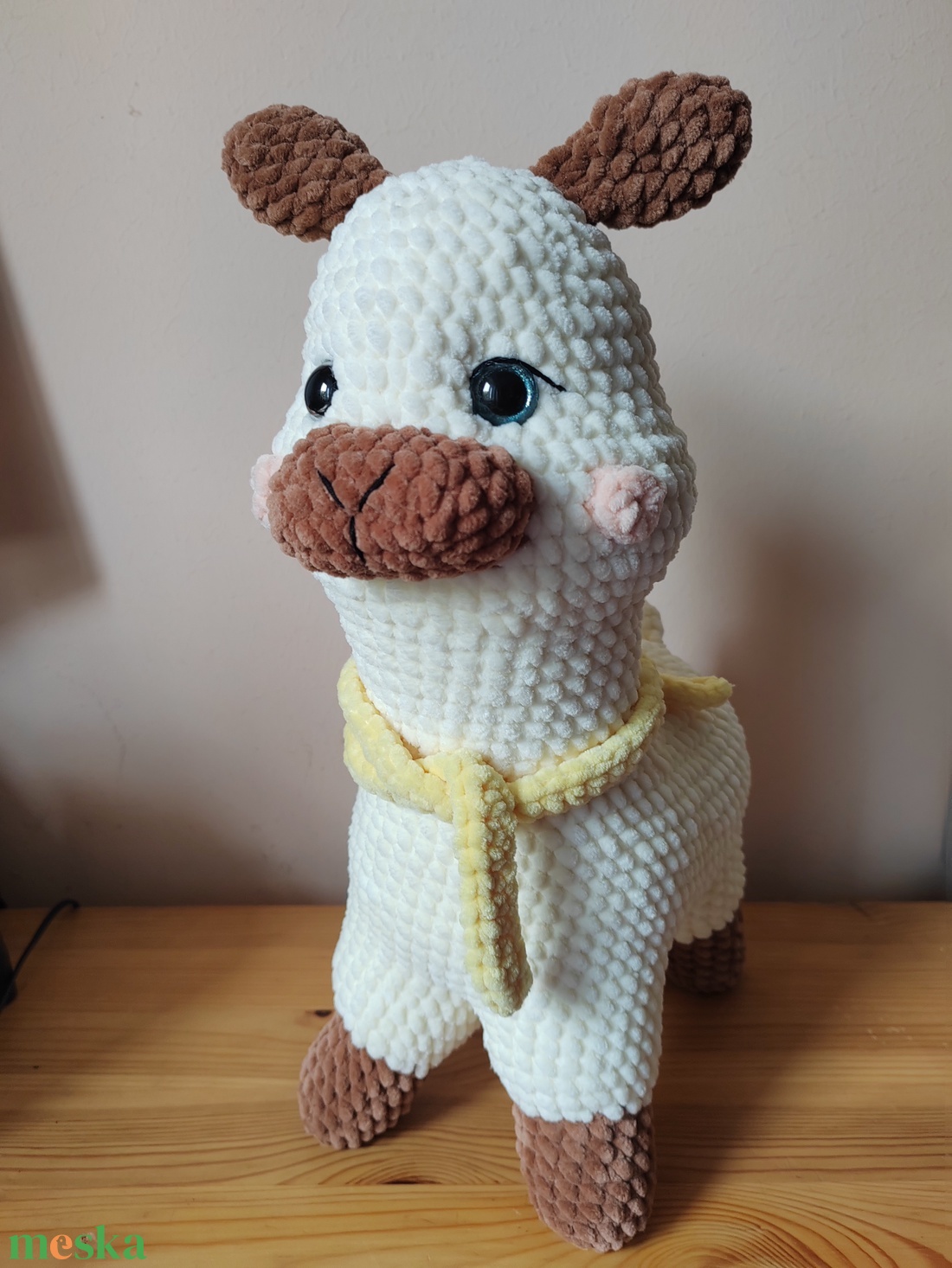 Horgolt, amigurumi alpaka - otthon & lakás - babaszoba, gyerekszoba - babaszoba dekoráció - Meska.hu