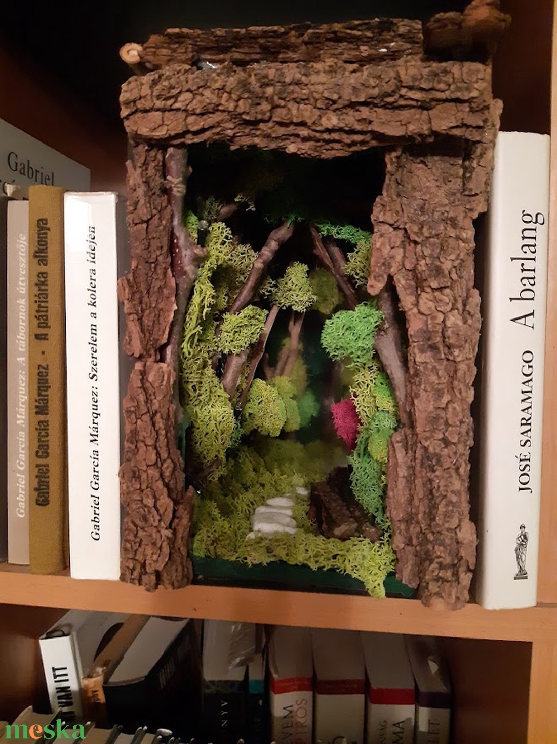 Könyvkuckó, Book Noot, Diorama, Varázserdő - művészet - makett, modell - Meska.hu