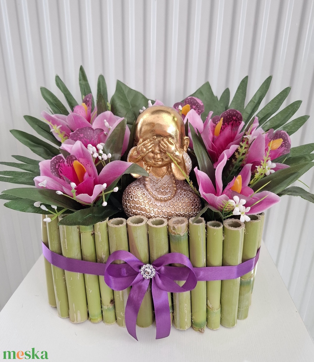 Buddha orchidea virágok között virágdoboz - otthon & lakás - dekoráció - virágdísz és tartó - virágbox, virágdoboz - Meska.hu