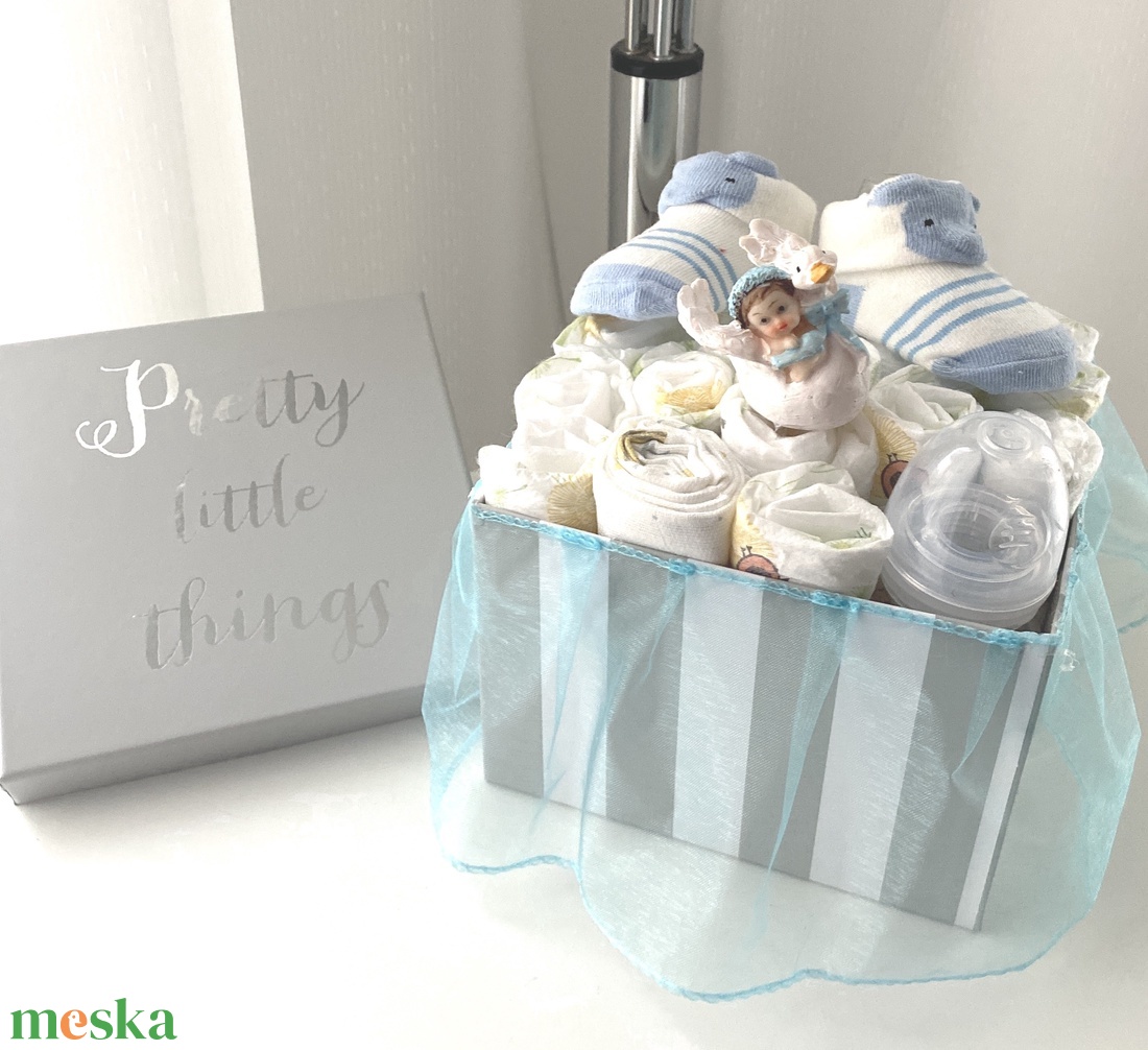 Baba box,  pelenkatorta 2-5 kg, pelenka doboz, babaváró csomag - játék & sport - babalátogató ajándékcsomag - Meska.hu