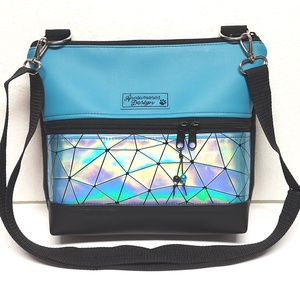 Bella crossbody oldaltáska  28x24cm - Türkiz lézerhologram, Táska & Tok, Kézitáska & válltáska, Vállon átvethető táska, Varrás, MESKA