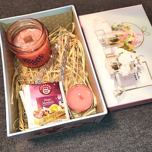 Bekuckózós box - szójagyertya könyvjelzővel, Otthon & Életmód, Gyertya, illat, aroma, Gyertya, Gyertya-, mécseskészítés, Gyöngyfűzés, gyöngyhímzés, MESKA