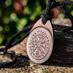 Vegvisir bőr medál - Viking stílus - táska & tok - kulcstartó & táskadísz - kulcstartó - Meska.hu