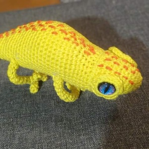 Kaméleon amigurumi figura, Játék & Sport, Plüssállat & Játékfigura, Más figura, Horgolás, MESKA