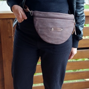 Grammicus kollekció - sötétbarna oldal - és övtáska/Bum Bag/Fanny Pack/Waist Bag/Belt Bag - táska & tok - övtáska - Meska.hu