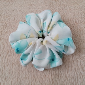 Virágmintás XL scrunchie - textil hajgumi, Ruha & Divat, Hajdísz & Hajcsat, Hajgumi, Varrás, MESKA