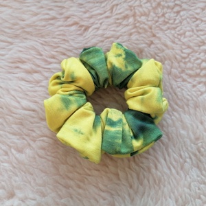 Batikolt scrunchie - textil hajgumi - ruha & divat - hajdísz & hajcsat - hajgumi - Meska.hu