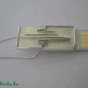 Ekg görbe  pendrive medál. Kitűnő ajándék orvosoknak -  - Meska.hu