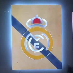 Real Madrid logo, világító falikép - otthon & lakás - dekoráció - kép & falikép - fából készült kép - Meska.hu