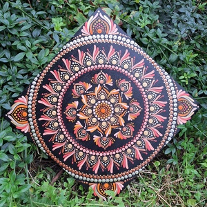 Pontozott mandala - Narancs, szakrális csakra mandala - otthon & életmód - dekoráció - spiritualitás - mandala - Meska.hu