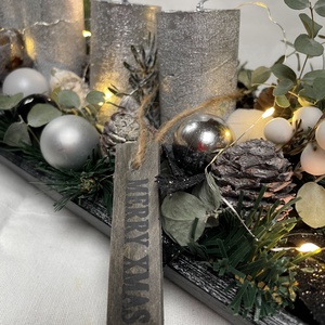 Ezüst, 40 cm-es, adventi asztali dísz égőkkel, Karácsony, Adventi díszek, Adventi asztaldísz, Virágkötés, MESKA