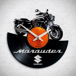 Suzuki Marauder - Bakelit falióra, Otthon & Életmód, Dekoráció, Fali és függő dekoráció, Falióra & óra, Újrahasznosított alapanyagból készült termékek, MESKA