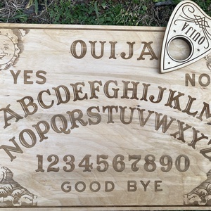 Igényes  szellem ABC vagy OUIJA board fali dísz. - otthon & életmód - dekoráció - kép & falikép - táblakép - Meska.hu