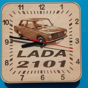 LADA 2101 mintás falióra. Ladás óra. (Négyszögletes számlappal. Balról.), Ékszer, Ékszerszett, Gravírozás, pirográfia, MESKA