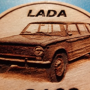 Lada 2102 mintás hűtőmágnes. Ladás gravírozás. - otthon & életmód - konyhafelszerelés, tálalás - konyhai dekoráció - hűtőmágnes - Meska.hu