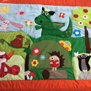 patchwork falvédő,takaró, erdei hangulat, Süsü,Bambi, Vuk, Kisvakond, Kockás fülű nyúl - otthon & lakás - babaszoba, gyerekszoba - falvédő gyerekszobába - Meska.hu