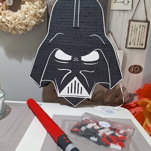 Darth Vader mexikói party pinyáta(pinata) Star Wars rajongó kicsiknek és nagyoknak, Játék & Sport, Sport és kikapcsolódás, Más játékok, sportok, Papírművészet, MESKA