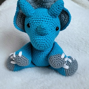 Horgolt dinó amigurumi, Játék & Sport, Plüssállat & Játékfigura, Plüss dínók, Horgolás, MESKA