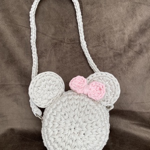 Minnie egér formájú horgolt crossbody táska - ajándék Minnie kulcstartóval - táska & tok - kézitáska & válltáska - válltáska - Meska.hu