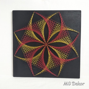 Fonalkép (string art) aranysárga-piros mandala, Otthon & Életmód, Dekoráció, Spiritualitás, Mandala, Famegmunkálás, Fotó, grafika, rajz, illusztráció, MESKA