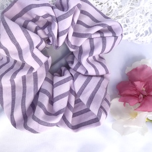 Textil scrunchie hajgumi, L - lila csíkos, Ruha & Divat, Hajdísz & Hajcsat, Hajgumi, Varrás, MESKA