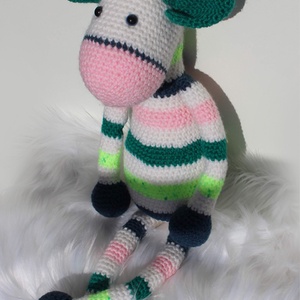 Horgolt zsiráf amigurumi - Rose - játék & sport - plüssállat & játékfigura - zsiráf - Meska.hu