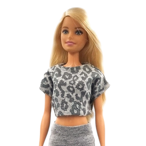 Oversized, szürke párducmintás rövid barbie póló  - ruha barbie típusú babákhoz - játék & sport - baba & babaház - barbie ruhák - Meska.hu