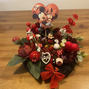 Disney Minnie és Mickey asztal disz , Otthon & Életmód, Dekoráció, Ajtó- és ablak dekoráció, Ablakdísz, Mindenmás, MESKA