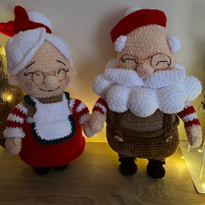 Horgolt legkedvesebb Télapó és Télanyó házaspár ,  amigurumi (Messza), Karácsony, Karácsonyi lakásdekoráció, Karácsonyi manók, figurák, Horgolás, Varrás, MESKA