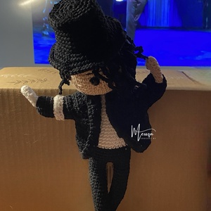 Horgolt Michael Jackson Jacko figura , amigurumi (Messza) - játék & sport - plüssállat & játékfigura - ember - Meska.hu