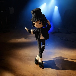 Horgolt Michael Jackson Jacko figura , amigurumi (Messza) - játék & sport - plüssállat & játékfigura - ember - Meska.hu