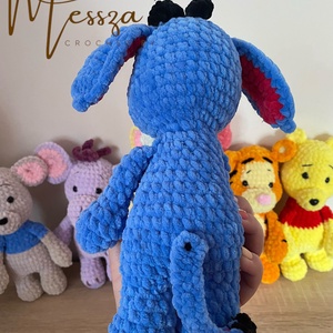 Horgolt Füles a Micimackóból amigurumi (Messza) - játék & sport - plüssállat & játékfigura - plüss mesefigurák - Meska.hu