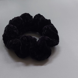 Horgolt hajgumi scrunchie, Ruha & Divat, Hajdísz & Hajcsat, Hajgumi, Horgolás, MESKA