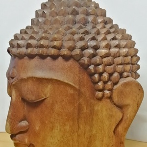 Buddha faragott természetes keményfa szobor Indonéziából. 21cm. - művészet - szobor - fa - Meska.hu