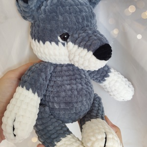 Wolfi plüss farkas horgolásminta amigurumi amigurumi - Meska.hu