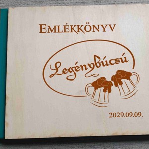 Legénybúcsú emlékkönyv, gravírozott fa borítású , Esküvő, Legénybúcsú, , MESKA