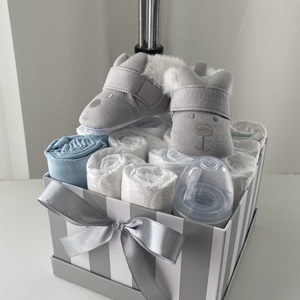 Baba box,  pelenkatorta 2-5 kg, pelenka doboz, babaváró csomag - játék & sport - babalátogató ajándékcsomag - Meska.hu