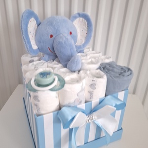 Dumbo baba box ,pelenkatorta, 2-5 kg pelenkatorony, babaváró csomag - játék & sport - babalátogató ajándékcsomag - Meska.hu