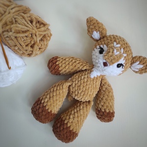 Horgolt őz plüss amigurumi, Játék & Sport, Plüssállat & Játékfigura, Más figura, Horgolás, MESKA