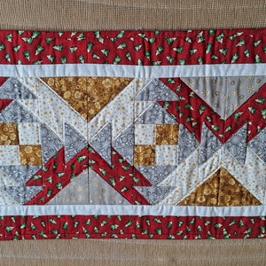 Karácsonyi , Asztali , futó, Karácsony, Karácsonyi lakásdekoráció, Ünnepi asztaldekoráció, Patchwork, foltvarrás, Varrás, MESKA